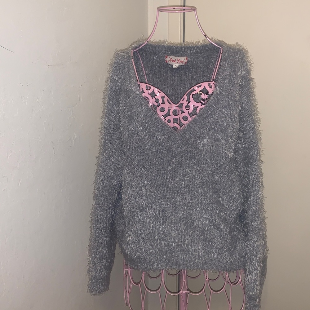 Like New Juniors Pink Rose gray Vneck Sweater- Medium
